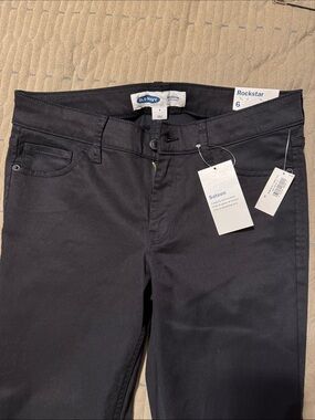 Old Navy Women's Rockstar Sateen Super Skinny Jeans - Black